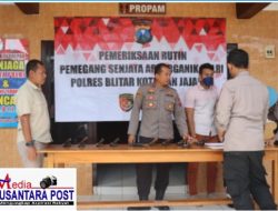 Antisipasi Penyalahgunaan, Propam Polres Blitar Kota Cek Senpi Dinas Anggota
