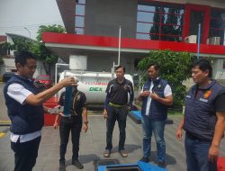 Belasan SPBU di Surabaya Utara Aman, Polres Tanjung Perak Pastikan Tidak Ada Campuran Zat Lain – Stok Cukup