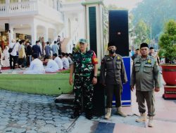 Anggota Kodim 0808/Blitar, Laksanakan Pengamanan Salat Idul Fitri 1445 H