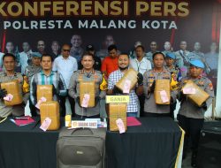 Polresta Malang Kota Berhasil Amankan Kurir Bawa 42 Kg Ganja Nyamar Pemudik