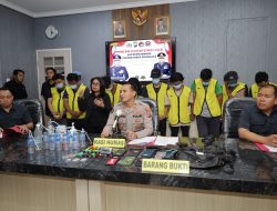 Polrestabes Surabaya Amankan 11 Orang di Jalan Kunti Diduga Pemain Narkoba