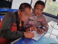 NEKAT MELAWAN ARUS LALULINTAS SAAT MACET BUS PO. BAGONG DI TINDAK ANGGOTA SATLANTAS POLRES KEDIRI
