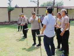 Polres Kediri Kota Gelar Latihan Menembak untuk Tingkatkan Kemampuan Anggota