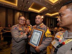 Polres Pelabuhan Tanjung Perak Terima Penghargaan dari Kapolda Jatim kategori Kemitraan Terbaik