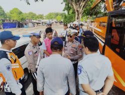 Tingkatkan Keselamatan Polres Gresik Bersama Jasa Raharja dan Dishub Gelar Ramp Check Bus Pariwisata