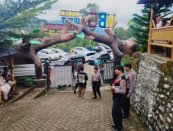Antisipasi Gangguan Kejahatan Di Libur Panjang Polres Kediri Melakukan Patroli Di Tempat Wisata