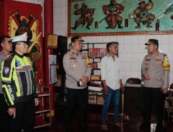 Kapolres Nganjuk Cek Kesiapan Pengamanan Imlek 2025 di Klenteng Kertosono dan Sukomoro