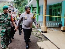 Polres Pasuruan Salurkan Bantuan untuk Korban Pergeseran Tanah di Purwodadi