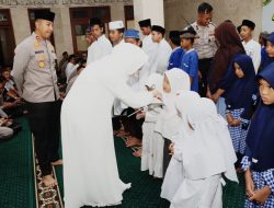 Peringati Isro’ Mi’roj Polres Kediri Kota Santuni Anak Yatim