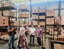 Polres Bojonegoro dan TPID Lakukan Sidak Distributor, Pastikan Stok Bapokting Aman