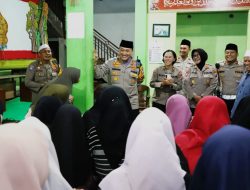 *Gelar Safari Ramadhan, Polresta Malang Kota Buka Puasa Bersama Mahasiswa dan Anak Yatim