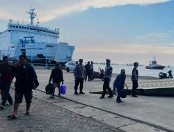 Polres Pelabuhan Tanjung Perak Optimalkan Pelayanan Arus Balik Jalur Laut