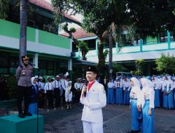 Upacara Hari Kartini Wakapolres Situbondo Motivasi Pelajar Jadi Generasi Indonesia Hebat