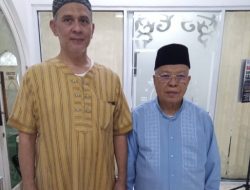 H SUKIMAN ARDHALIWA. SH, MM KETUA DKM  MASJID BAITUL HAKIM MEMBERIKAN PELAYANAN YANG BAIK KEPADA SEMUA JAMA’AH