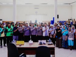 *Polres Jombang Gelar Bakti Kesehatan dan Bagikan Bansos, Sambut HUT Bhayangkara ke 79