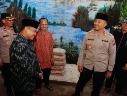 Kapolres Kediri Kota Berikan Bantuan Material Pembangunan Masjid di Tempurejo Pesantren