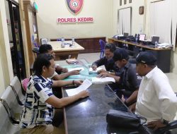 Lsm Ratu Rencana Aksi Damai Dikantor Kejaksaan Dugaan Penahan Ijasah Siswa Oleh Sekolah Smk Swasta Diseluruh Kabupaten Kediri