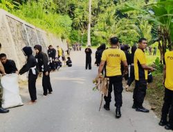 Polres Blitar Kota Gandeng Perguruan Silat Bersihkan Lingkungan Sambut Hari Bhayangkara ke -79