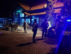 *Malam 1 Suro, Polres Bojonegoro Birukan Jalan Raya Jaga Kondusifitas Kamtibmas*