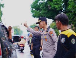 *Suran Agung : Ratusan Polisi Kawal Ketat 2.400 Warga PSHWTM dari Ponorogo ke Madiun*