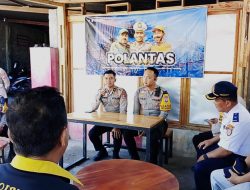 *Polantas Menyapa di Terminal Anjuk Ladang, Korlantas Polri Sosialisasikan Ops Patuh Semeru 2025*