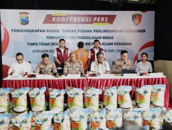 *Polisi Berhasil Ungkap Beras Oplosan Sehari Produksi 14 Ton Pemilik Pabrik di Sidoarjo Jadi Tersangka*