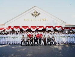 *Kapolres Kediri Hadiri Pengukuhan Paskibraka Kabupaten Kediri 2025