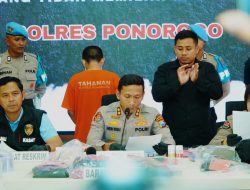 *Polres Ponorogo Ungkap Produksi Obat Ilegal, Ribuan Botol Diamankan*