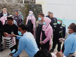 *Polresta Banyuwangi Launching SPPG Salurkan Makan Bergizi Gratis 1.218 Siswa di Watukebo