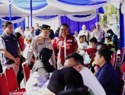Sambut Hari Lalu Lintas Bhayangkara ke-70, Polres Bojonegoro Gelar Pasar Murah dan Donor Darah*