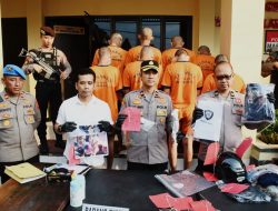 *Polisi Berhasil Amankan 91 Orang Diduga Pelaku Kerusuhan dan Pengrusakan di DPRD Kota Madiun