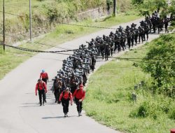 Outbound Tupdasbhara: 247 Siswa Diktukba Polri SPN Polda Jatim Ditempa di Jalur 26 KM