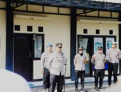 *Kapolres Kediri Tekankan Semangat dan Nilai Kebaikan Saat Pimpin Apel di Polsek Papar*