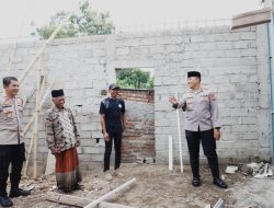 *Polres Kediri Beri Bantuan Material untuk Pembangunan Masjid Al-Huda Kepung*