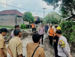 *Kapolres Nganjuk Apresiasi Langkah Cepat Polsek Rejoso Tangani Jalan Ambles Penghubung Dua Desa
