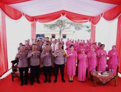 *Kunjungan Kerja Kapolres Kediri ke Polsek Gurah, Wujud Kedekatan dan Pembinaan Personel*