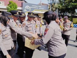 *Polres Kediri Peduli, Galang Donasi untuk Korban Bencana Aceh, Sumut, dan Sumbar*