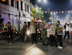 *Polres Pelabuhan Tanjungperak Gencar Patroli Skala Besar Jelang Nataru