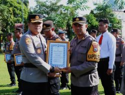 *Bentuk Apresiasi, Kapolres Jombang Berikan Reward Kepada 10 Subsatker dan 12 PNPP Berprestasi