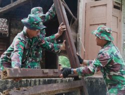 Mbah Sutrisno Senang Rumahnya Di Bongkar Satgas TMMD Kodim 0808/Blitar