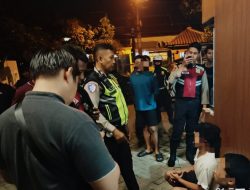*Polres Mojokerto Kota Bersama Warga Gagalkan Perang Sarung