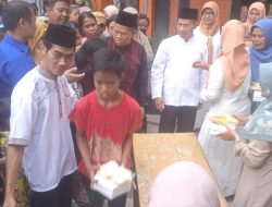 SMP NEGERI 2 BOJONRGORO BAGI TAKJIL GRATIS DIBULAN RAMADHON INI