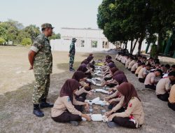 *Bentuk Generasi Tangguh, Persami KKRI Kodim 0808/Blitar Bekali Pelajar Materi Bela Negara Hingga Survival