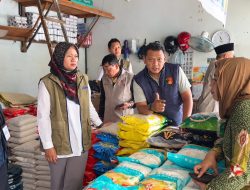 Pastikan stok beras aman polres Bojonegoro sidak ke pasar Banjarejo. Bojonegoro