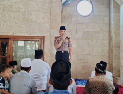 *Dekat dengan Umat, Polsek Kandat Turun ke Masjid! AKP Tutud Yudho Prastyawan Gaungkan Pesan Kamtibmas dan Polisi Bersama Masyarakat