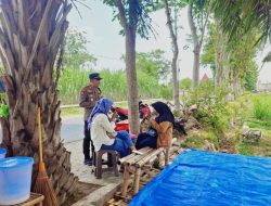 *Turun Langsung ke Tengah Warga! Kapolsek Kandat AKP T. Yudho Prastyawan Perkuat Kedekatan Polri dengan Masyarakat*