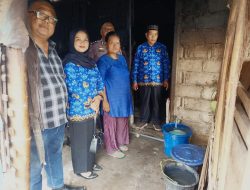 *Tiga pilar Dampingi KSP Sentosa Makmur/Bus mahkota Memberikan Bantuan Pompa Air Pada Warga Di Desa Tirulor Kec Gurah*